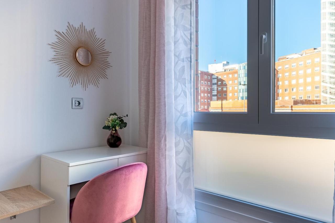 Cruces Metro Rooms Barakaldo Esterno foto
